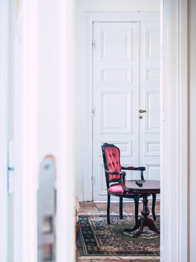 Burtraesk Vaerdshus Hotel Екстериор снимка